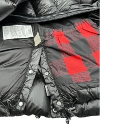 Abbigliamento><noscript><img width=