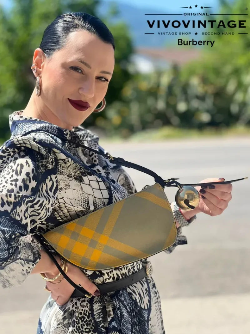 Pochette E Mini Bags|Borse A Spalla>Burberry bag limited edition