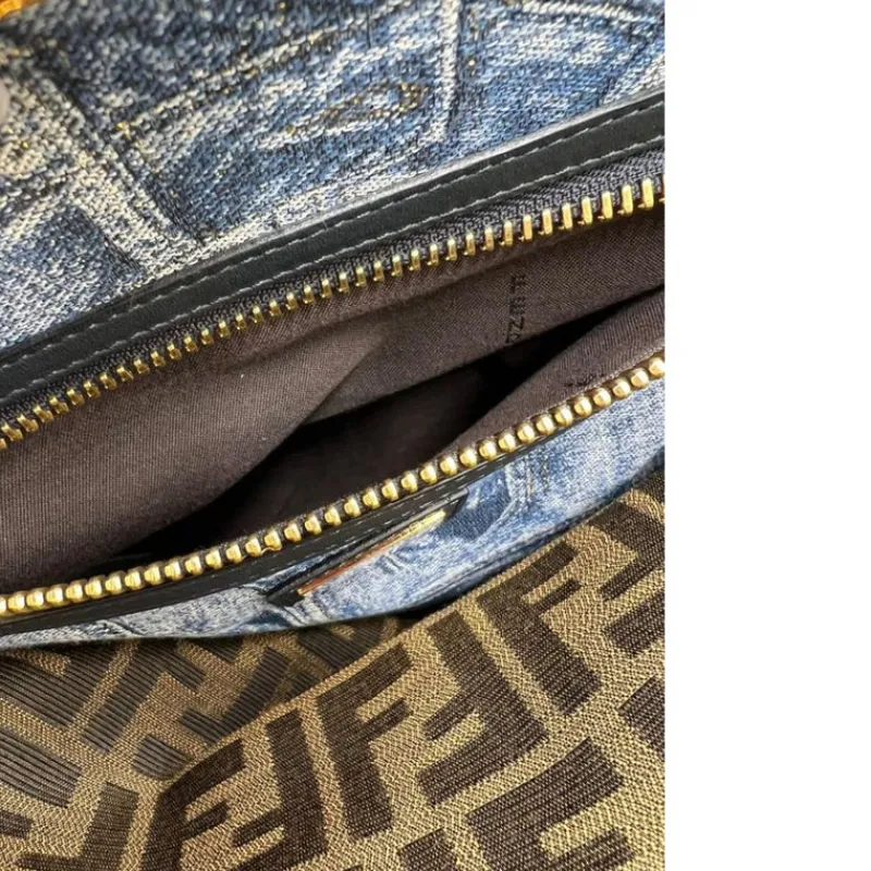 Borse A Spalla|Borse A Mano>Fendi Peekaboo con tracolla