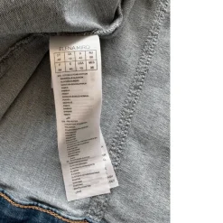 Abbigliamento><noscript><img width=