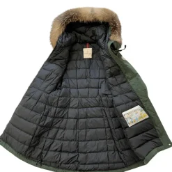 Abbigliamento><noscript><img width=