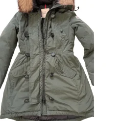Abbigliamento><noscript><img width=