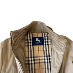 Abbigliamento><noscript><img width=